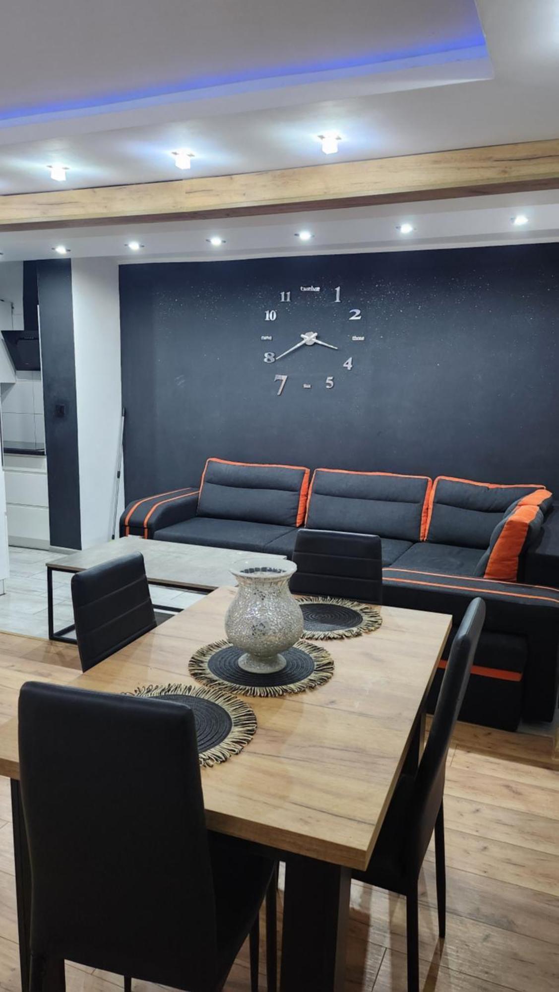 Ekskluzywny Apartament W Centrum Z Klimatyzacja I Balkonem Lubiń Exterior foto
