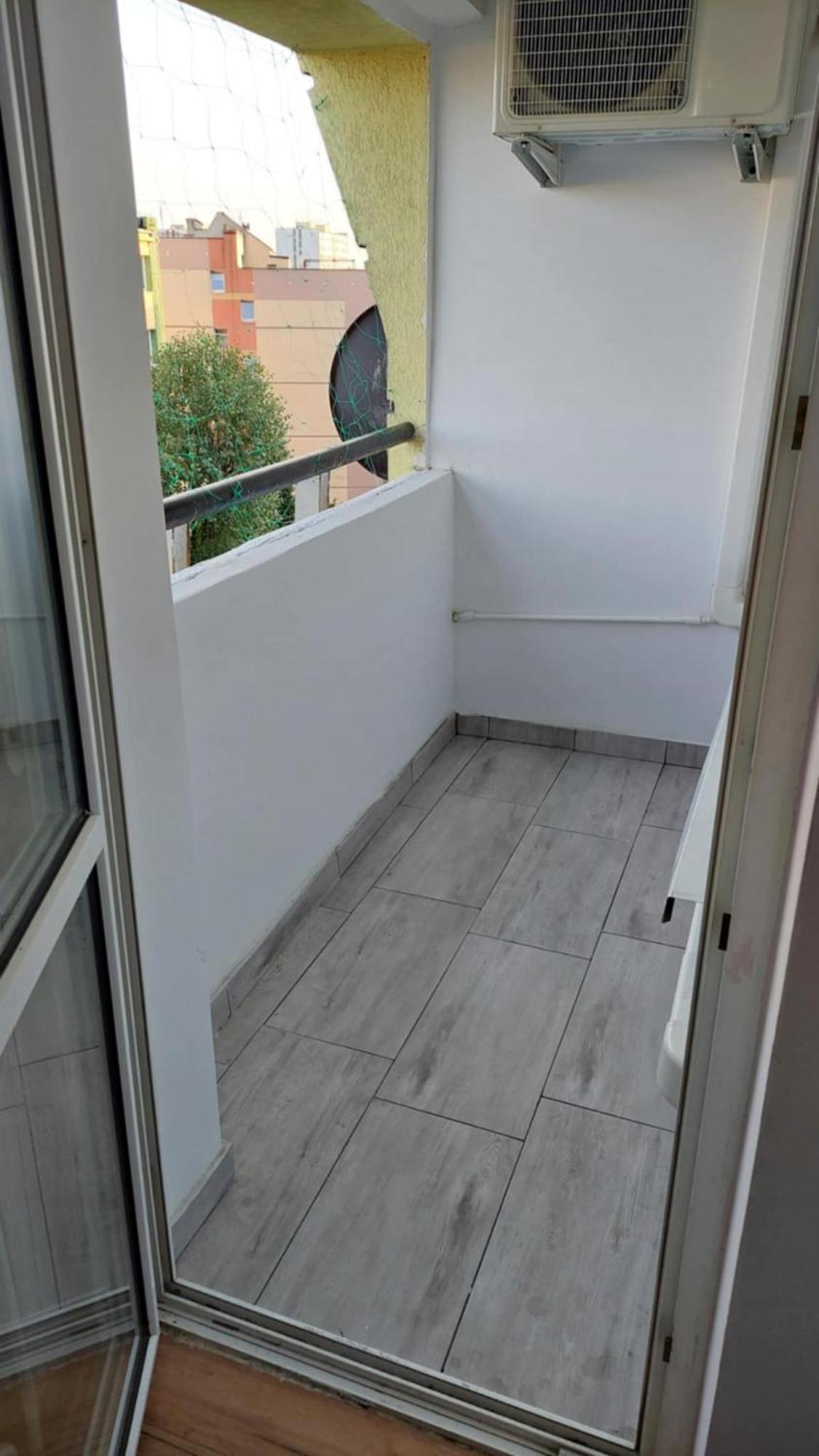 Ekskluzywny Apartament W Centrum Z Klimatyzacja I Balkonem Lubiń Exterior foto