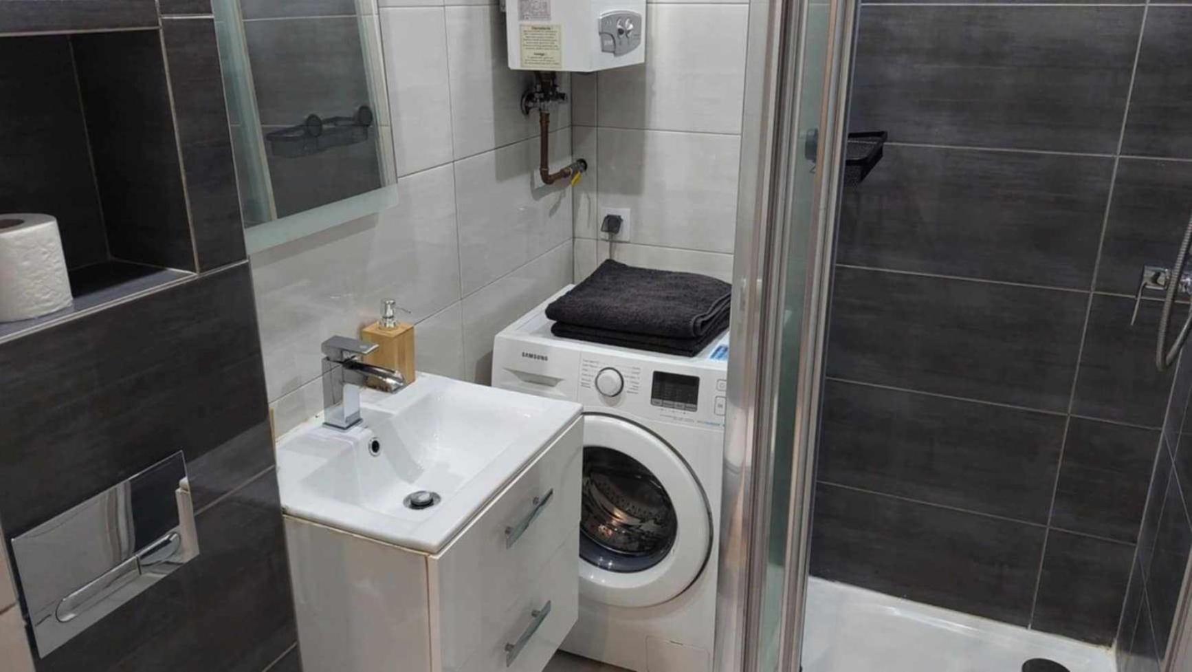 Ekskluzywny Apartament W Centrum Z Klimatyzacja I Balkonem Lubiń Exterior foto